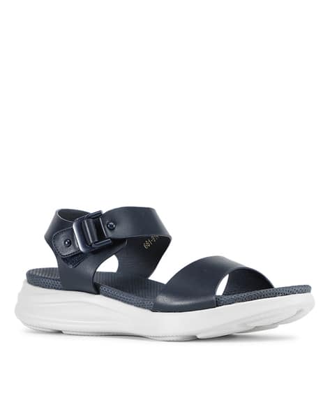 Platforms with Buckle Closure