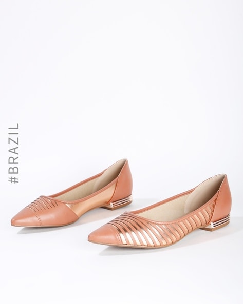 Beira Rio Pointed-Toe Ballerinas