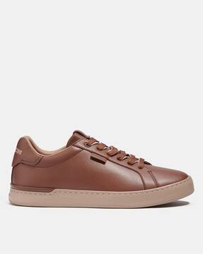 AJIO LUXE