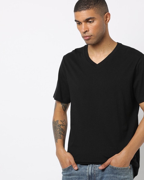 Black Tshirts for Men by GAP Online