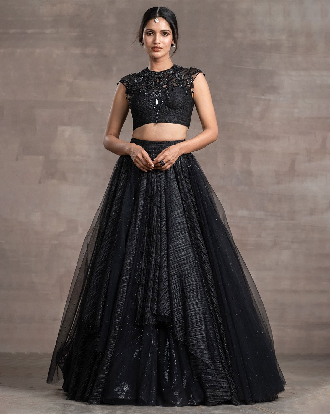 Buy Tarun Tahiliani Draped Lehenga with Fluted Blouse | Black Color Women |  AJIO LUXE