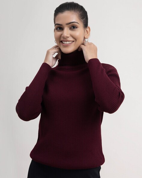Turtle Neck Ribbed Sweater - Wine