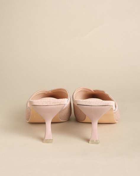 Nude pointed hotsell kitten heels