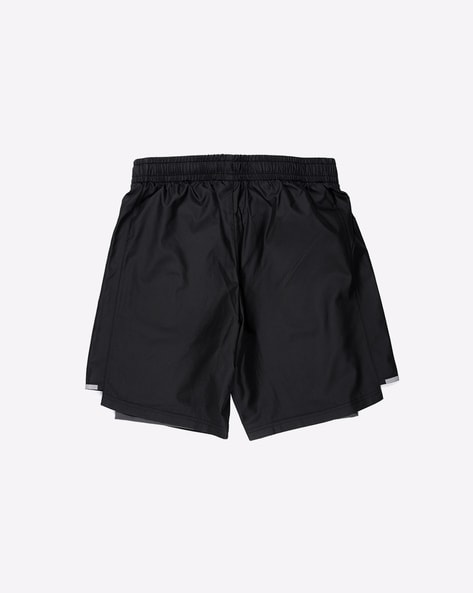 Shorts negro 2025