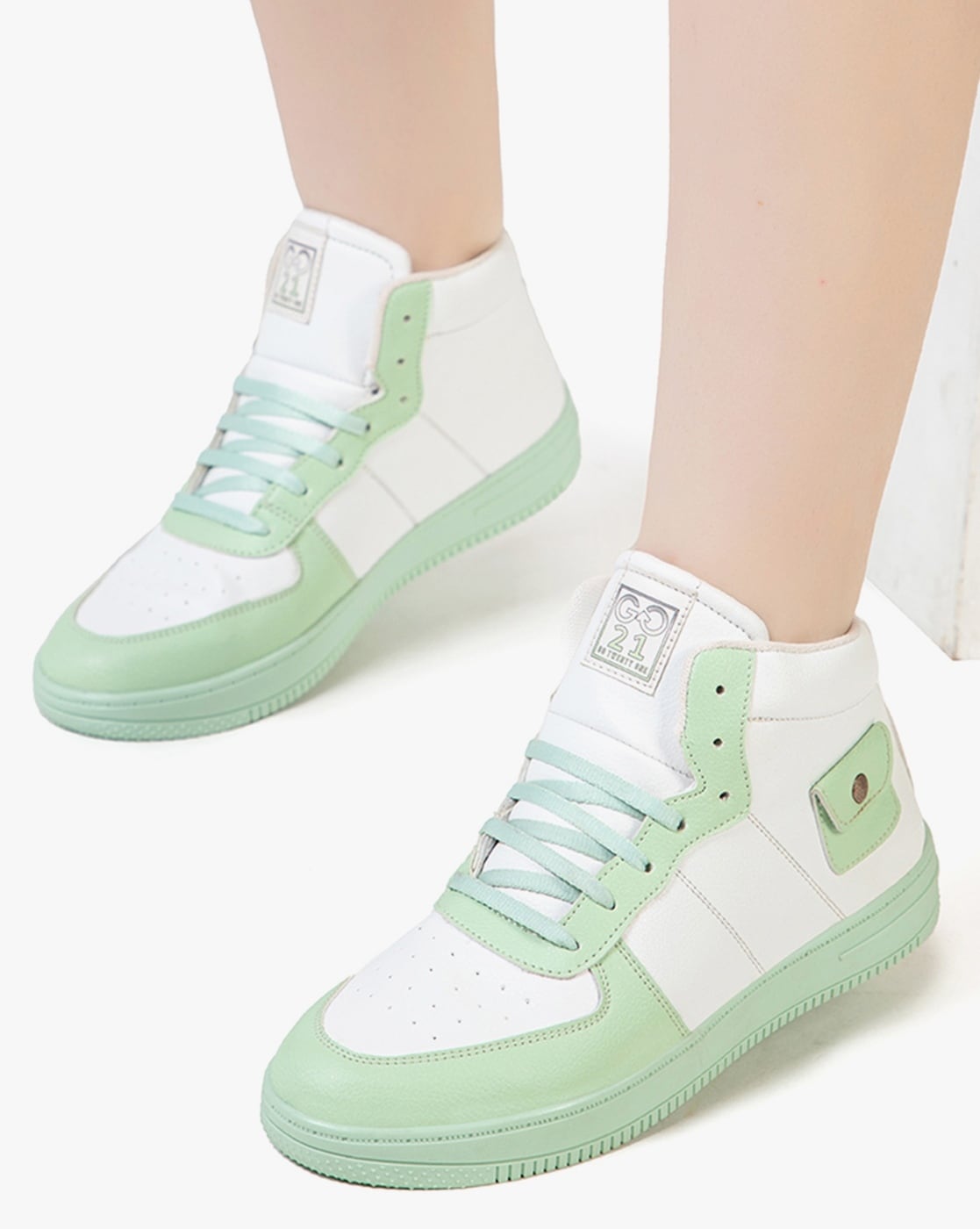 Women Colourblock Mid-Top Lace-Up Sneakers