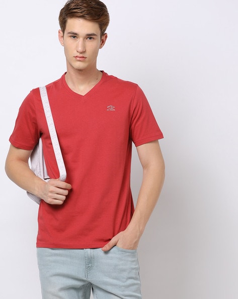 Upto 75% Off on Lee Cooper Clothing