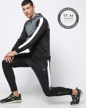 upper lower tracksuit