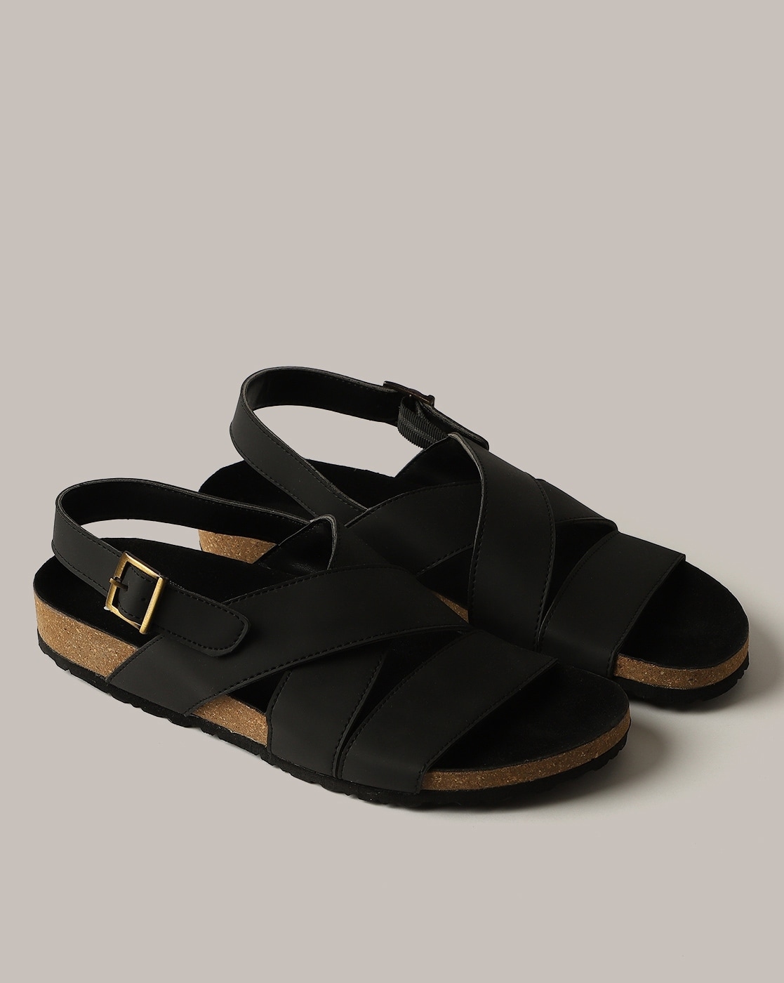 Gucci Black Leather Cross Strap Sandals Mens Size 8.5 - beyond exchange