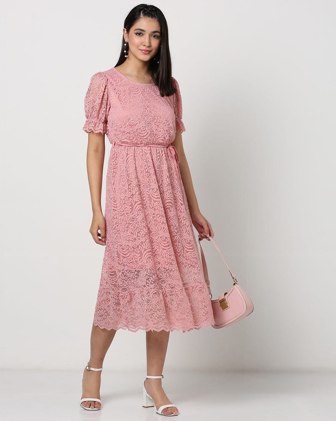 Seren soft pink floral lace back maxi – Dress to Impress Rentals