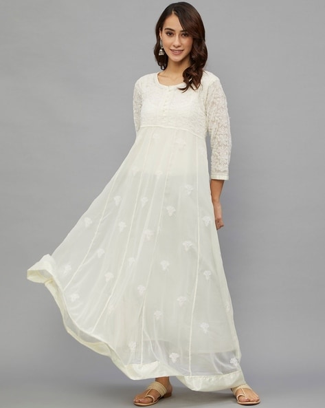Lucknowi Chikan Anarkali Kurti at Rs.875/Piece in lucknow offer by Utkarsh  Chikan Emporium
