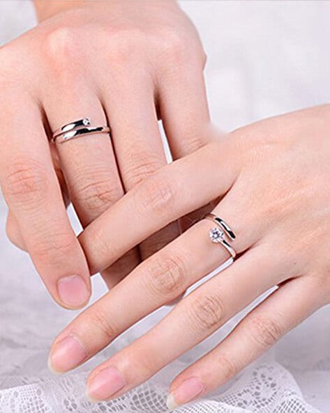 Silver Plated Adjustable Couple Rings Set For Lovers Ring With 1 Piece Red  Rose Gift Box For Men And Women, Couple Ring Set - Chutaki Online Store,  Thane | ID: 25991176297
