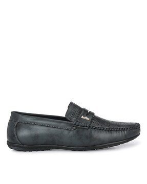 Loafers with Brogues