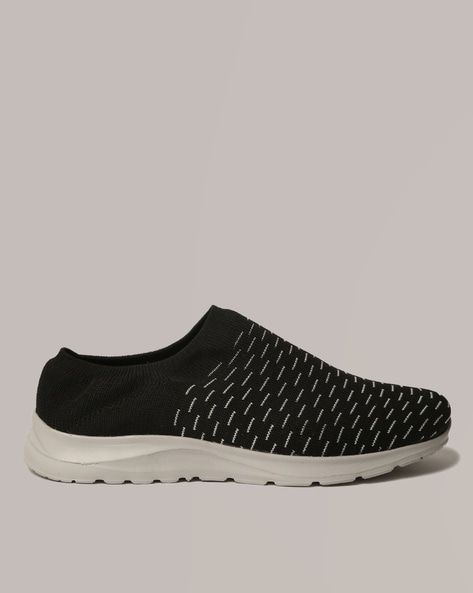 Men Low-Top Slip-On Sneakers