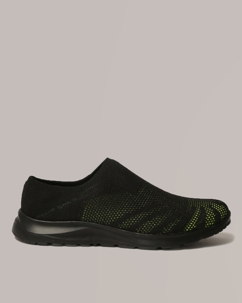 Men Low-Top Slip-On Sneakers