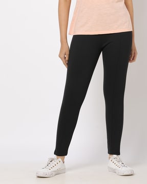 Rio Yoga offers Black Casual Sweatpants