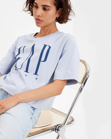 Gap deals layering tee