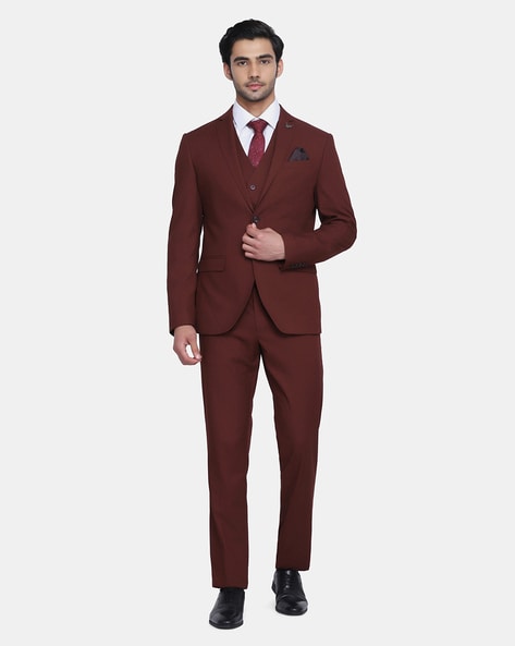 The Maroon Suit | themaroonsuit.com