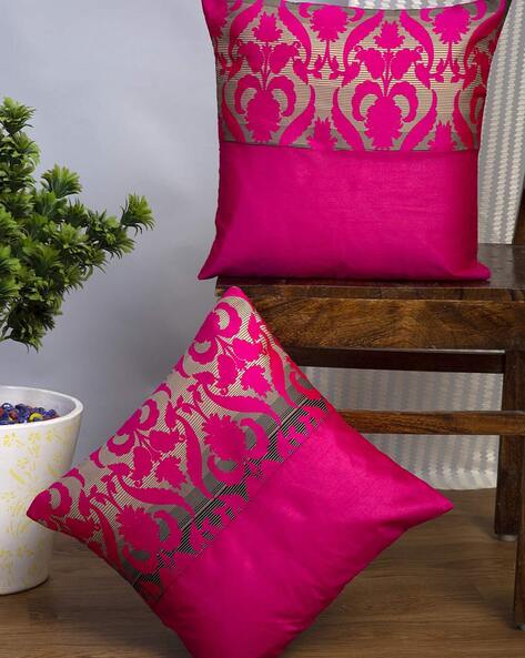 Shocking pink outlet cushions