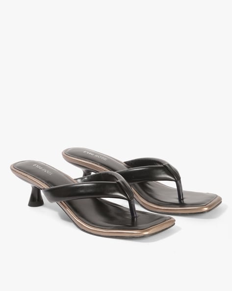 Black thong sandal online heels