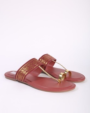 Handcrafted Laced Flat Chappals with Toe Ring