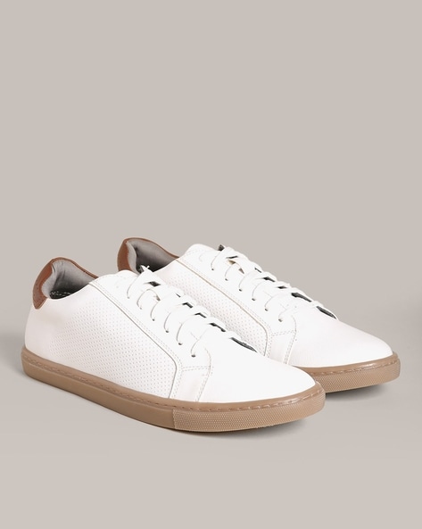 Stradivarius sneakers with gum sole in white - ShopStyle