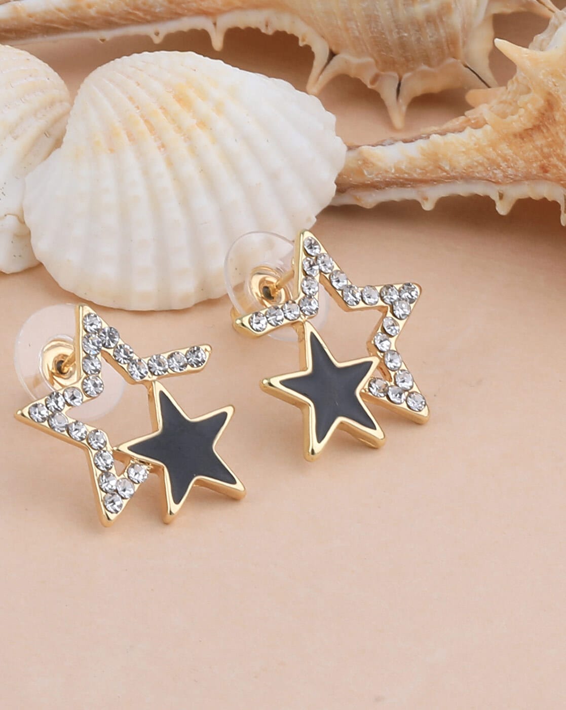 Modern 18 Karat White Gold and Diamond Star Stud Earrings, Set of 2 for  sale at Pamono