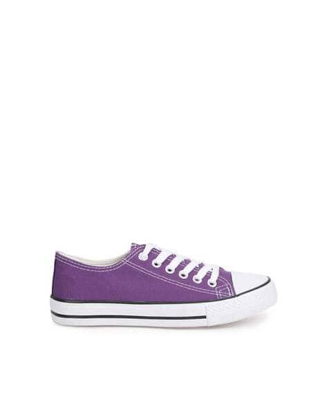 Lace-Ups Sneakers with Canvas upper