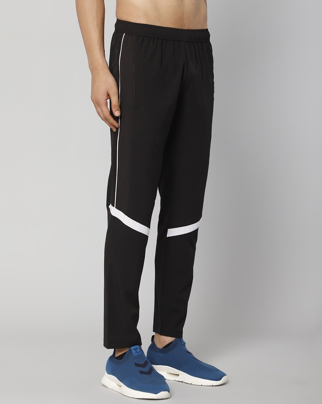 Nike sb swoosh discount black mens track pants