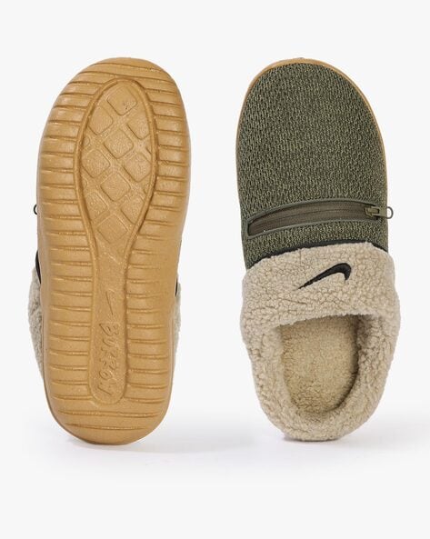 Nike clearance zipper slipper