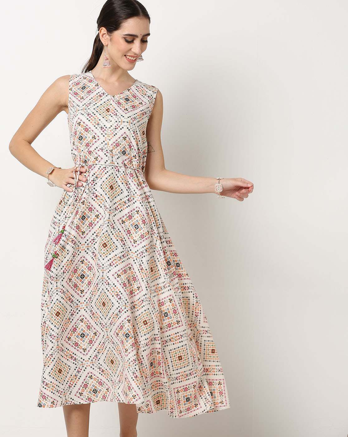 Buy Multicoloured Dresses for Women by SHOWOFF Online | Ajio.com