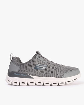 Skechers store step ups