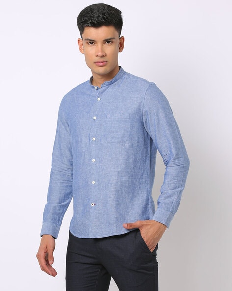 Men Slim Fit Shirt with Patch Pocket