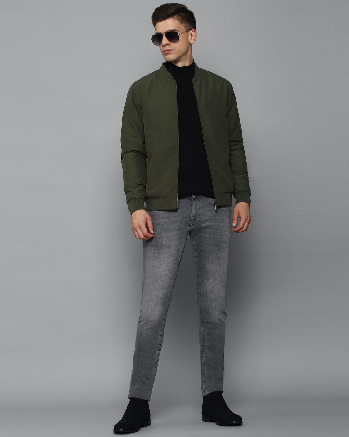 Olive Bomber Jacket with Black Jeans Relaxed Spring Outfits For Men (4  ideas & outfits) | Lookastic