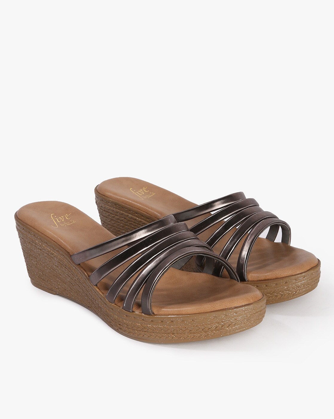 Mattie discount flat sandals