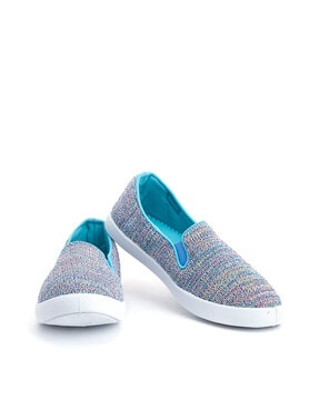 Khadims ladies outlet canvas shoes