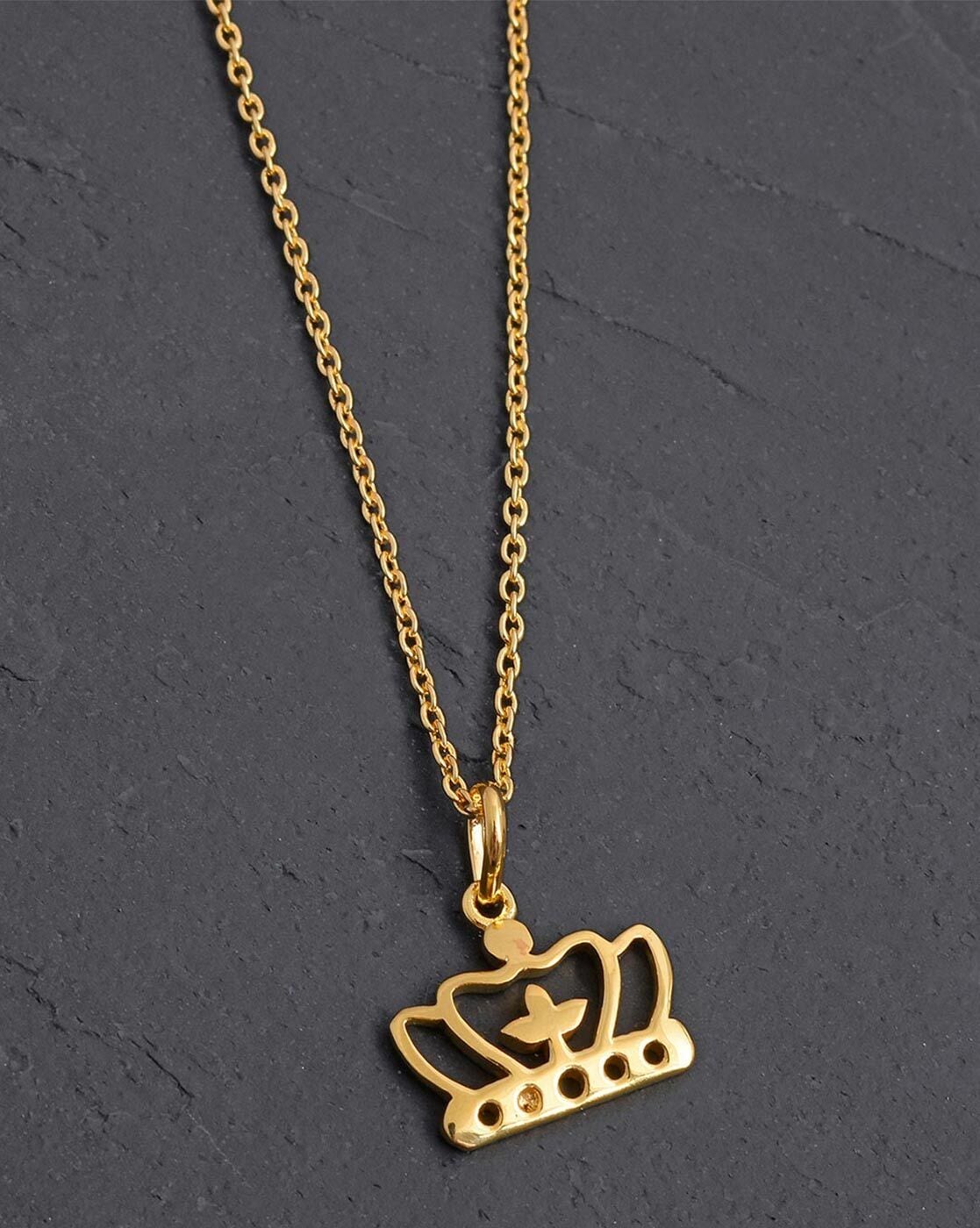 Gold king crown deals pendant