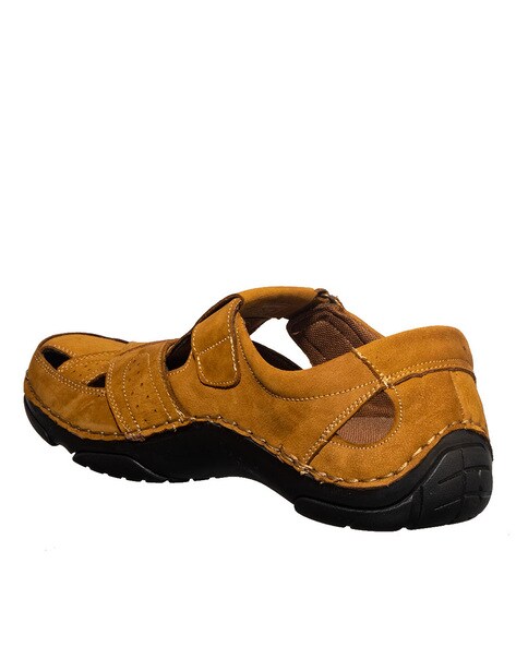 Buy online Green Leather Back Strap Sandals from Sandals and Floaters for  Men by British Walkers for ₹1999 at 20% off | 2024 Limeroad.com