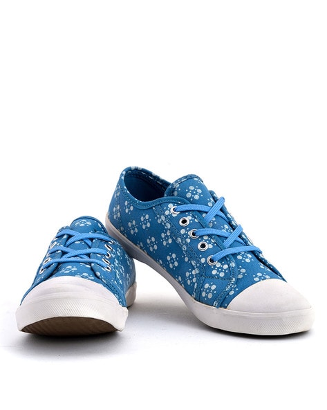 Ajio blue hot sale casual shoes