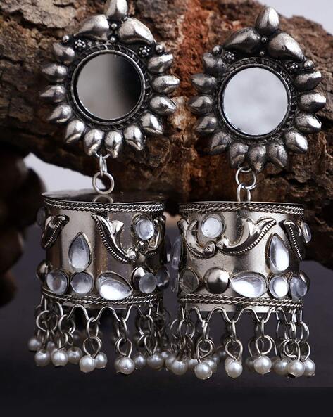 Kushal deals silver jhumkas