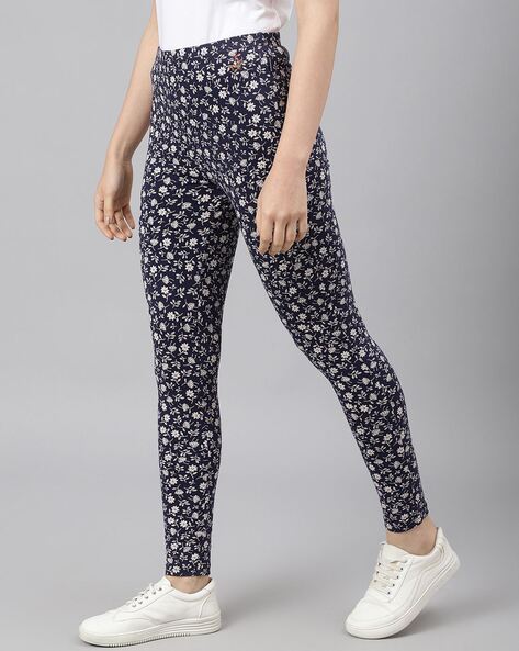 Buy online Grey Poly Spandex Leggings from Capris & Leggings for Women by  Clovia for ₹899 at 31% off | 2024 Limeroad.com