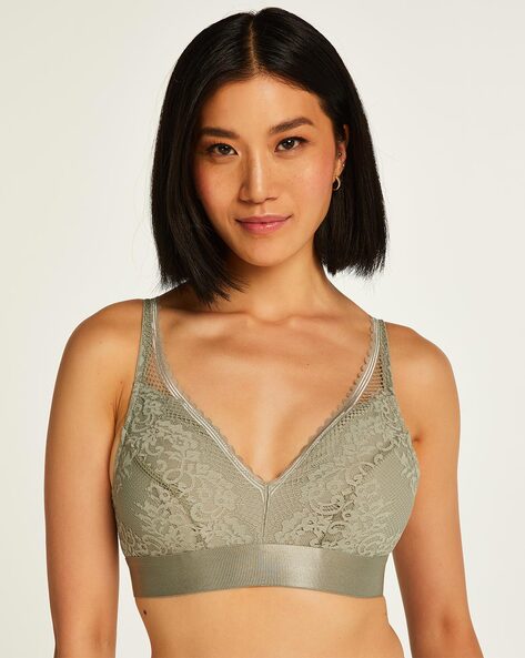 Non-Wired Minimiser Bra with Cut-Out