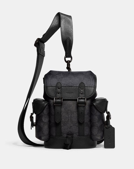 coach hitch backpack 13 Men's Black One Size : Clothing, Shoes & Jewelry the petite 13 is finished with a sporty webbing crossbody strap Buy Coach Hitch Backpack 13