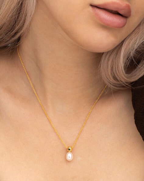 Gold and hot sale pearl pendant