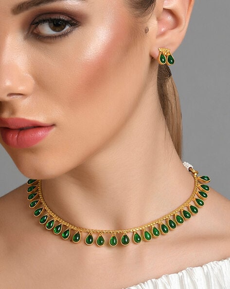 VeroniQ Trends-Bridal Emerald Green Stone Gold Plated Pachi Kundan Choker  Necklace Pachi Kundan-Gold Plated-Wedding Jewelry-Punjabi Jewelry-South  Indian-Thappa Jewelry - VeroniQ Trends