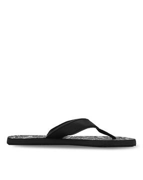 Buy PUMA Black-CASTLEROCK Flip Flop u0026 Slippers for Men by PUMA Online |  Ajio.com