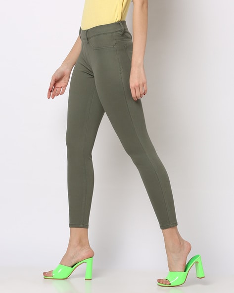 Buy Vero Moda Women Black Skinny Fit Mid Rise Clean Look Jeans - Jeans for  Women 6798130 | Myntra
