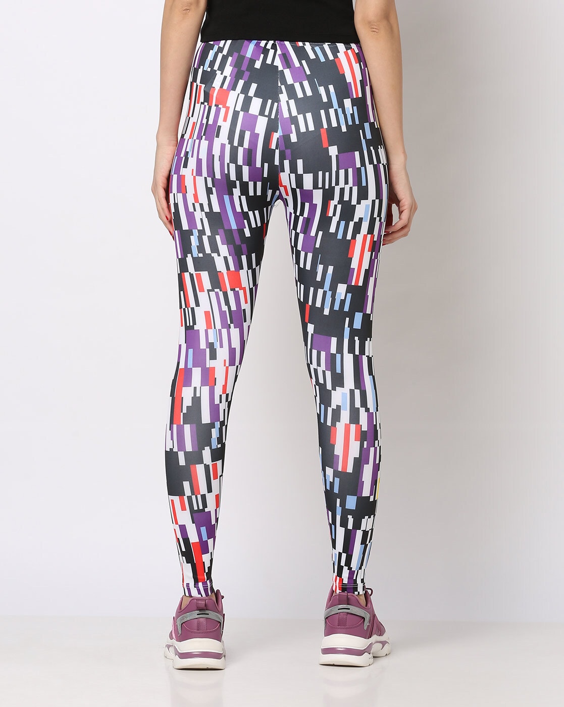 Watercolor Yoga Heel Support In Printed Leggings Ankle length for Women-  Black and Fuschia – MICHELLE SALINS