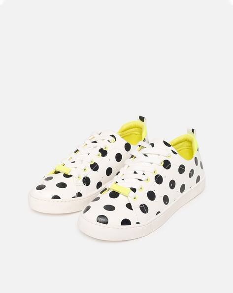Polka-Dot Flat Shoes