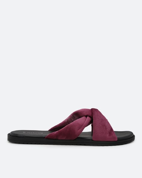Round-Toe Slip-On Flat Sandals
