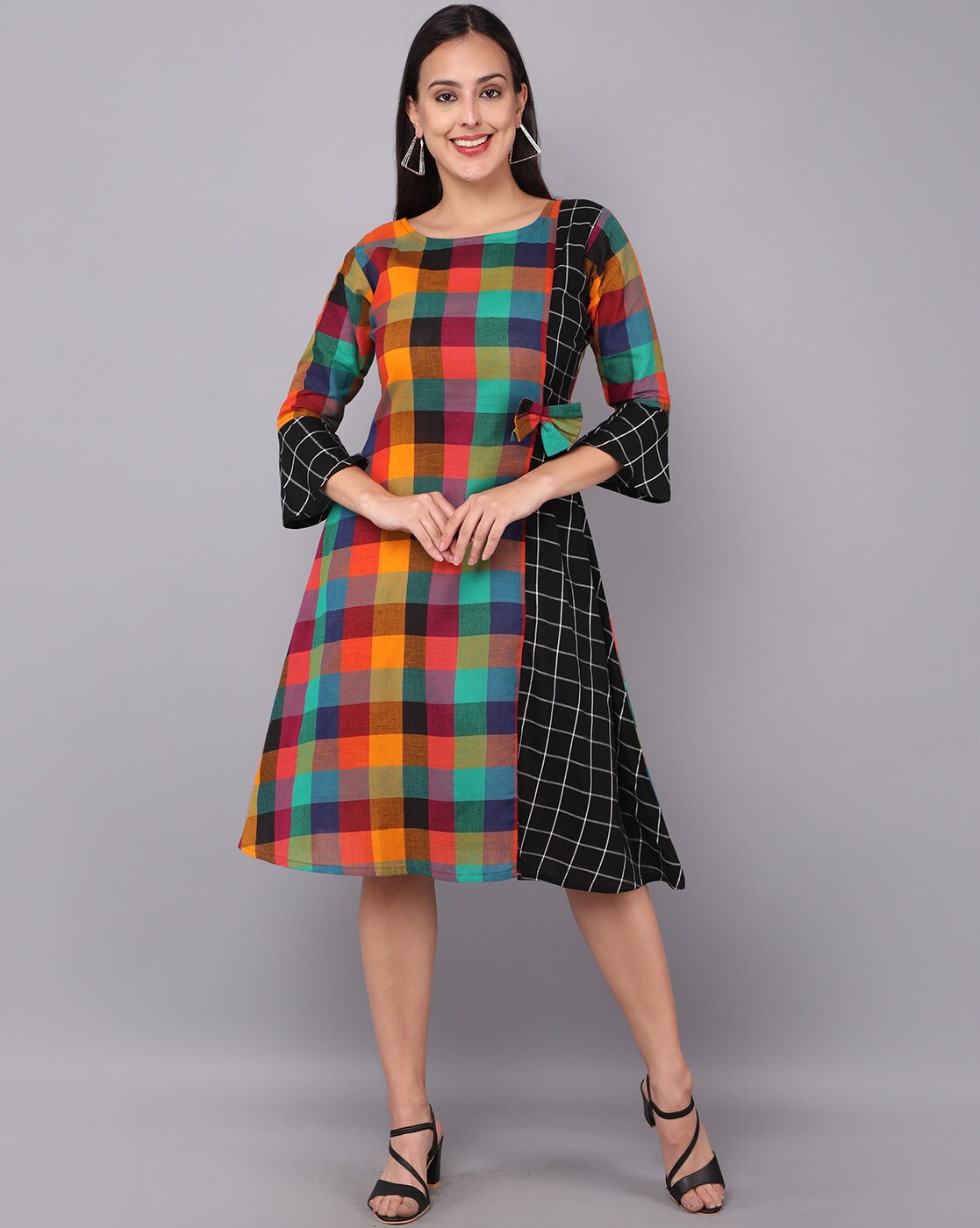 Checked a 2025 line dress